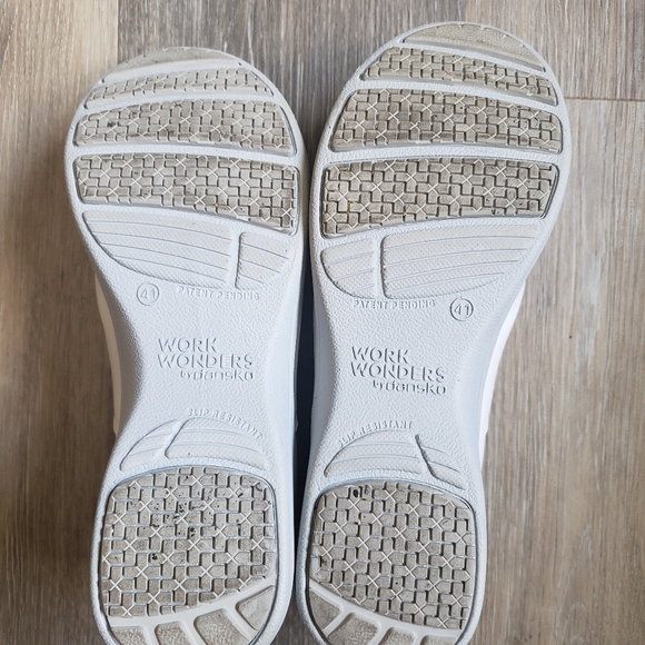 Work Wonders by Dansko Women's Coral Clog - Picture 14 of 14